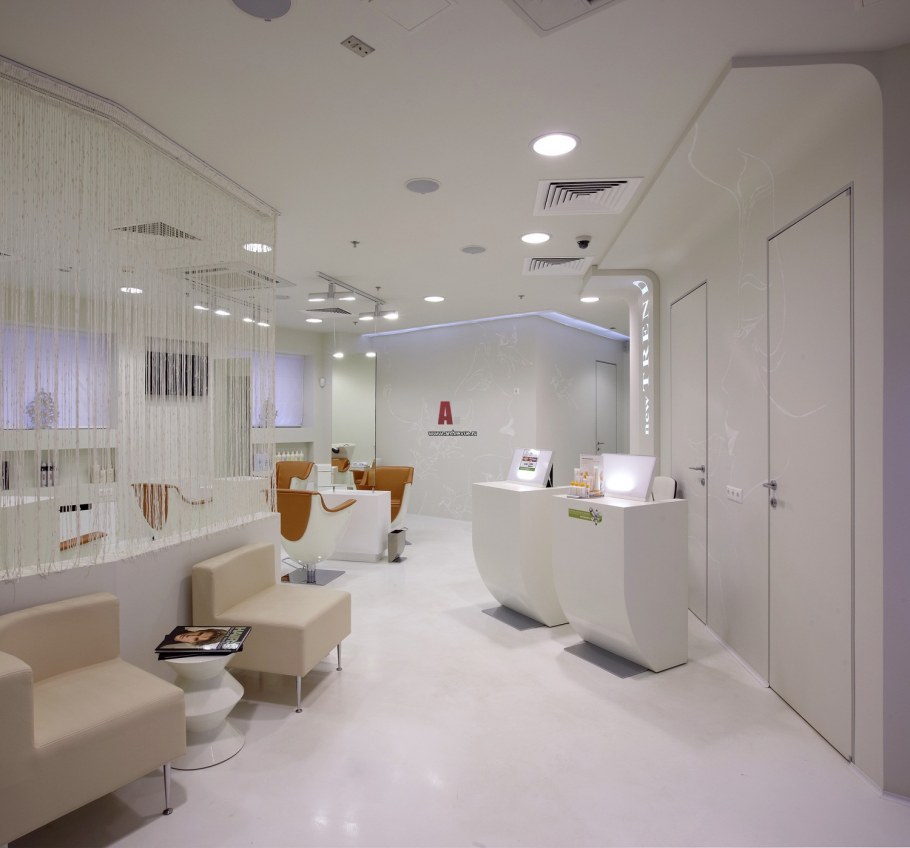 Интерьер современной парикмахерской