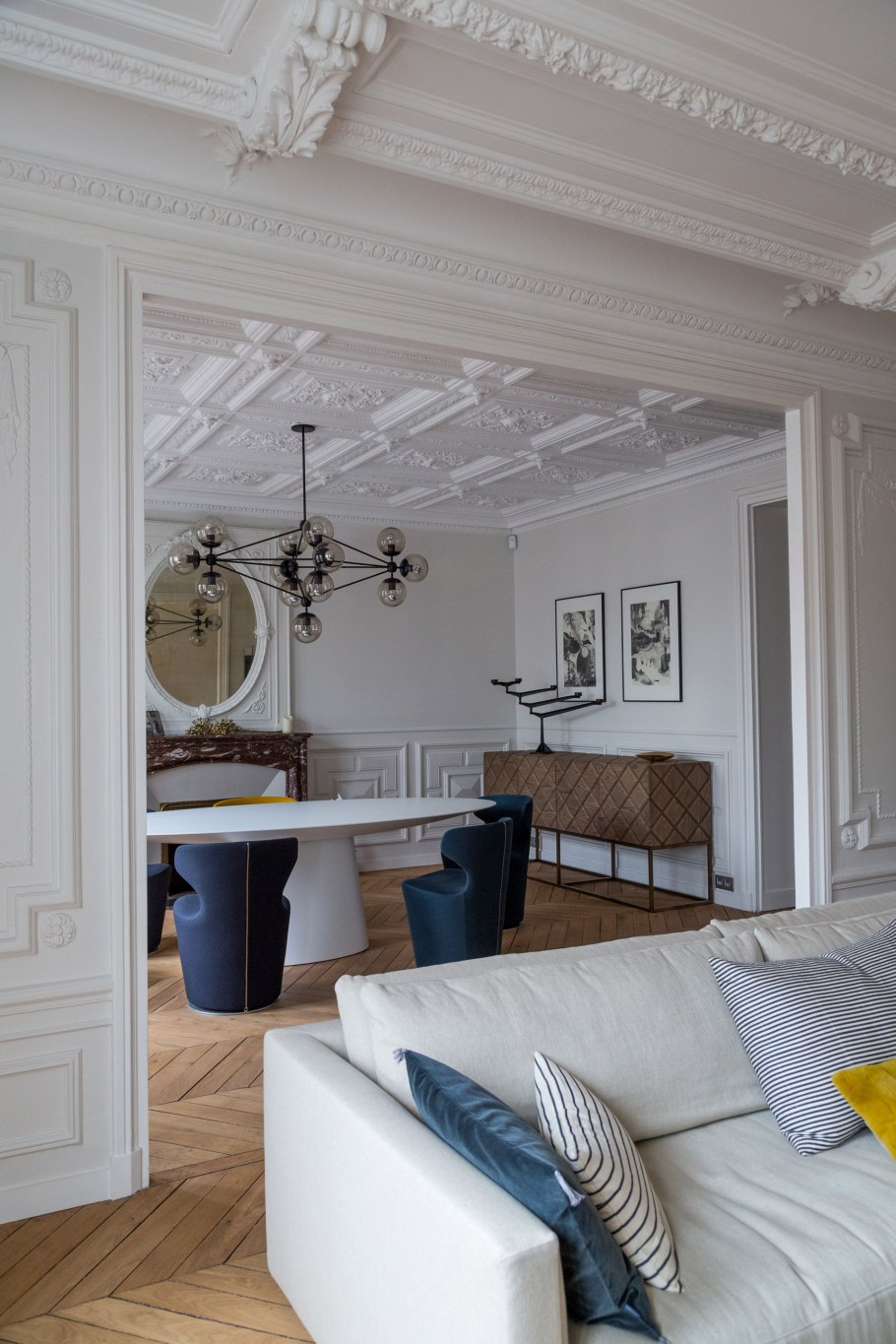 Молдинги в интерьере