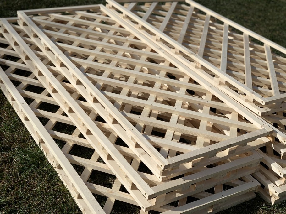 Решётка(пергола,шпалера) деревянная 138*109