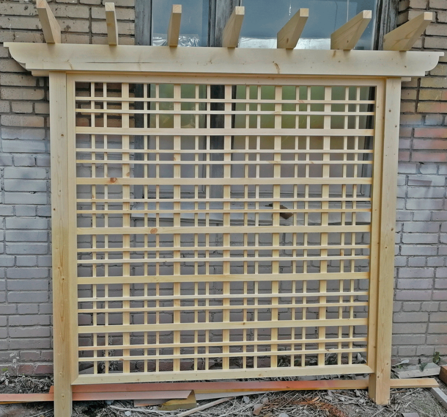 Деревянная решетка ВР< 180х250