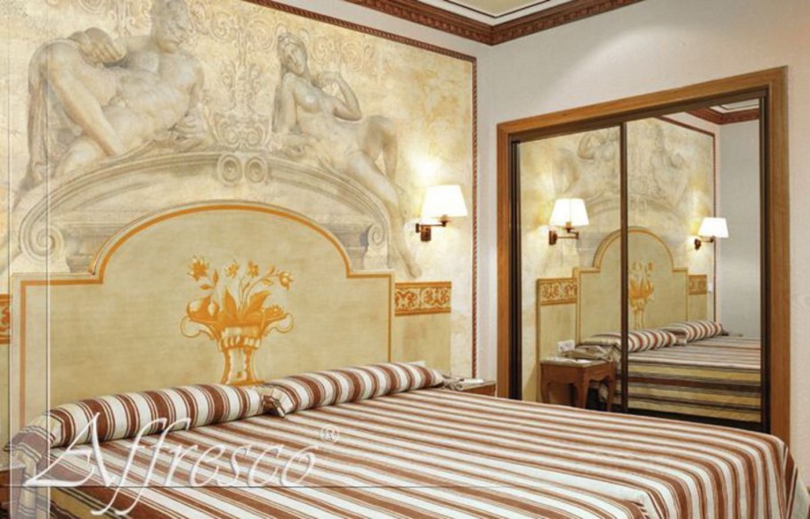 Настенная роспись в спальне