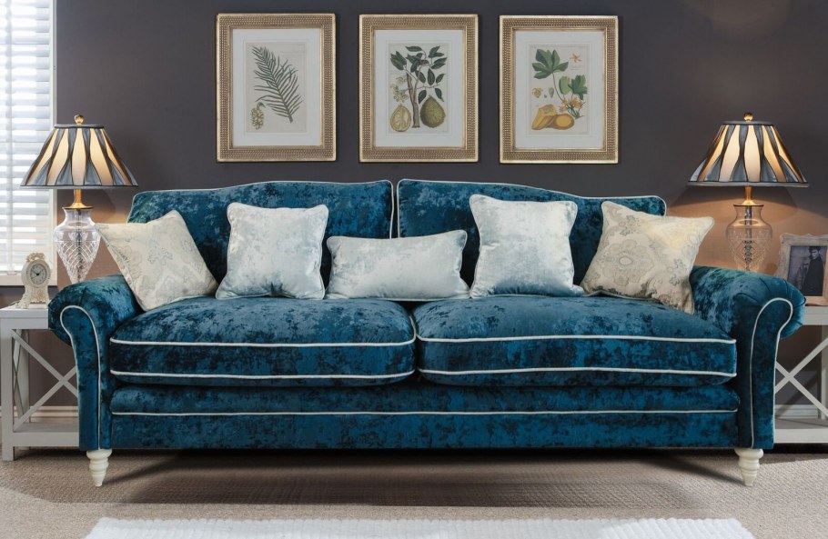 Диван Николь Пинскдрев