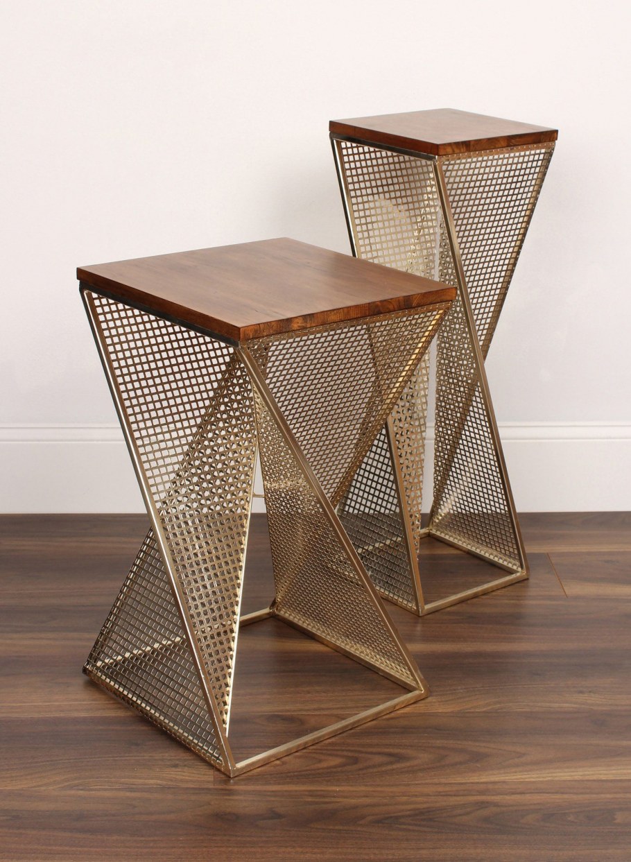 Необычная мебель из металла и дерева