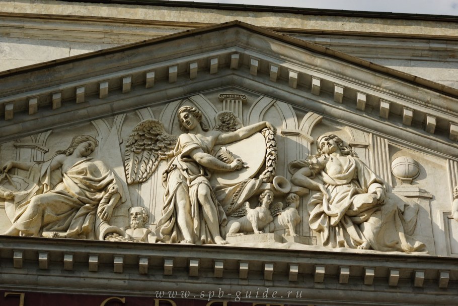 Что такое горельеф и барельеф в архитектуре