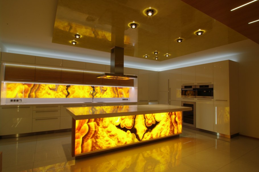 Caesarstone белый кварц 8141