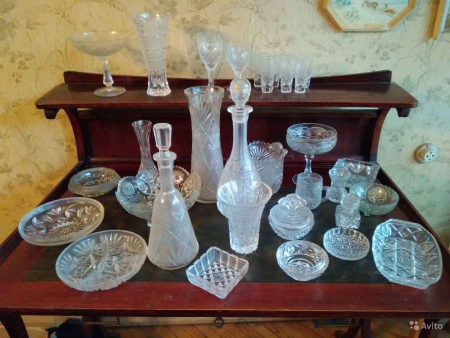 Этажерка хрустальная Baccarat