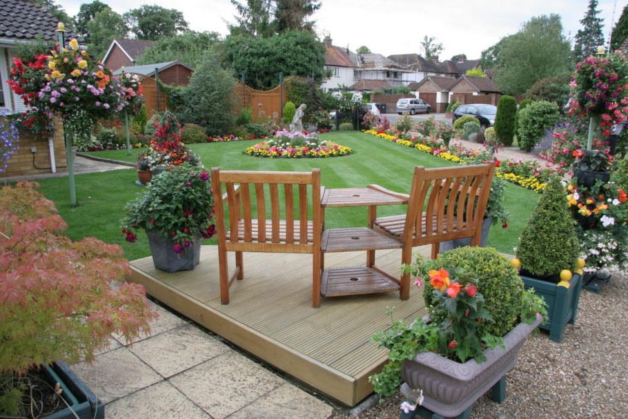 Цветочные зоны на участке