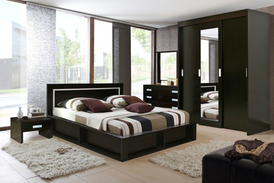 Спальня Доминика Пинскдрев