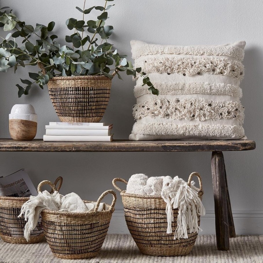 Вязаный декор в интерьере