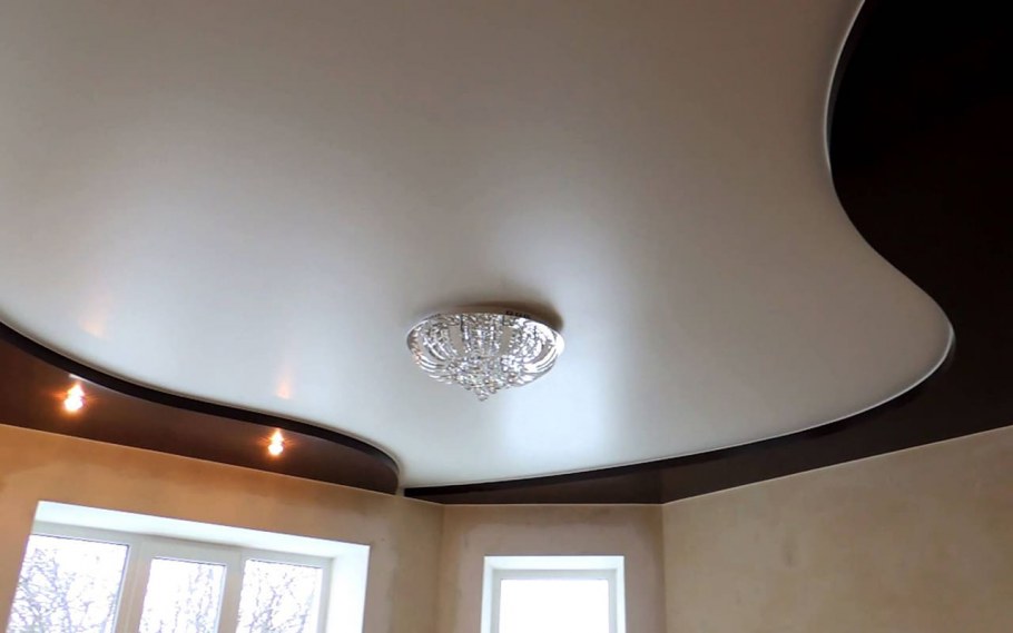 Одноуровневый матовый потолок