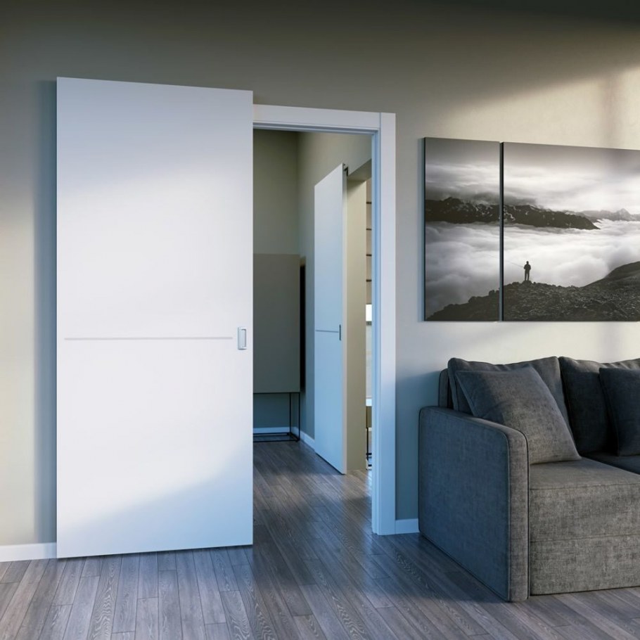 Двери Инвизибл с черной кромкой