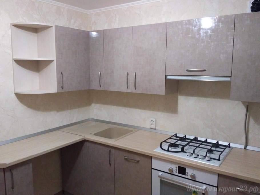 Столешница Малага в интерьере кухни фото