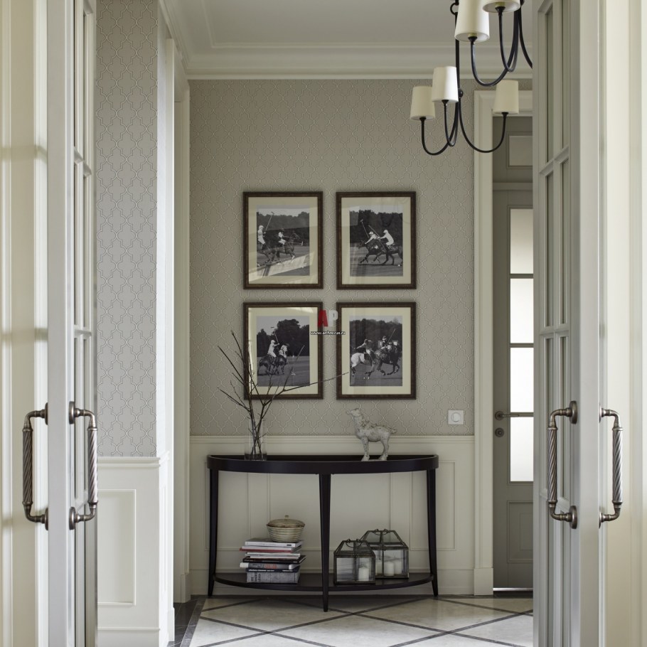 Прихожая в американском стиле