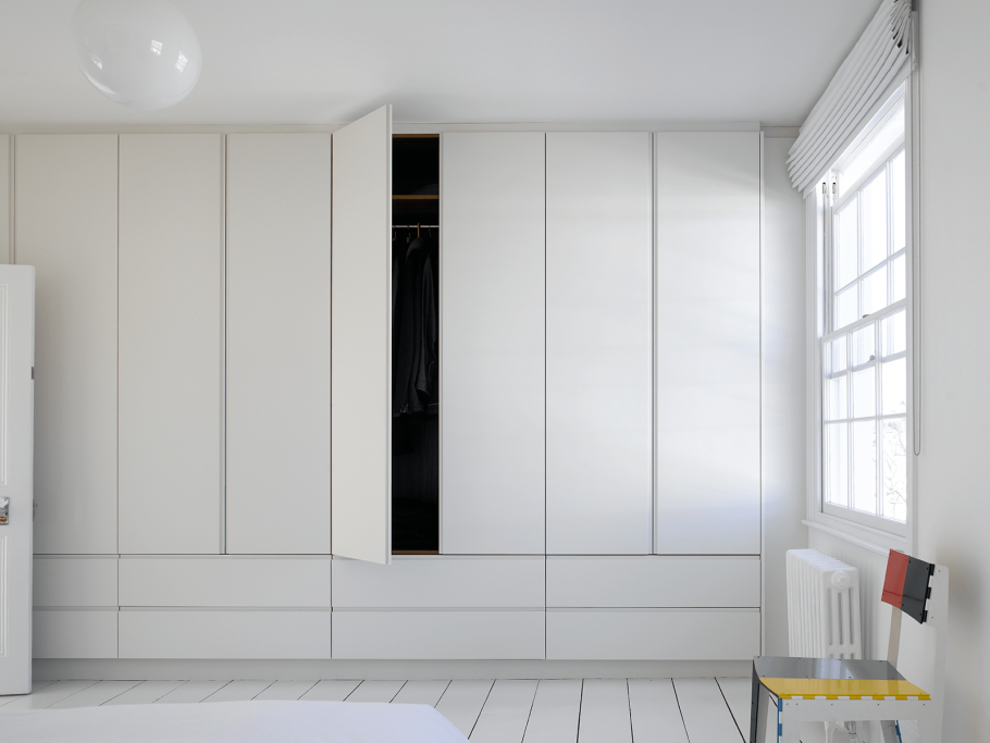 Poliform Wall System