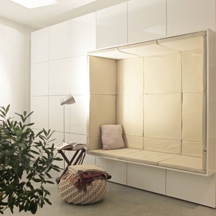 Wardrobe with thing