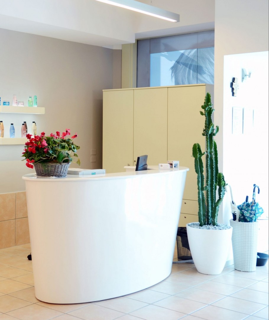 Ресепшен салона красоты