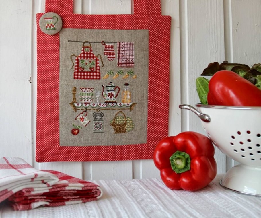 Прикладная вышивка в интерьере