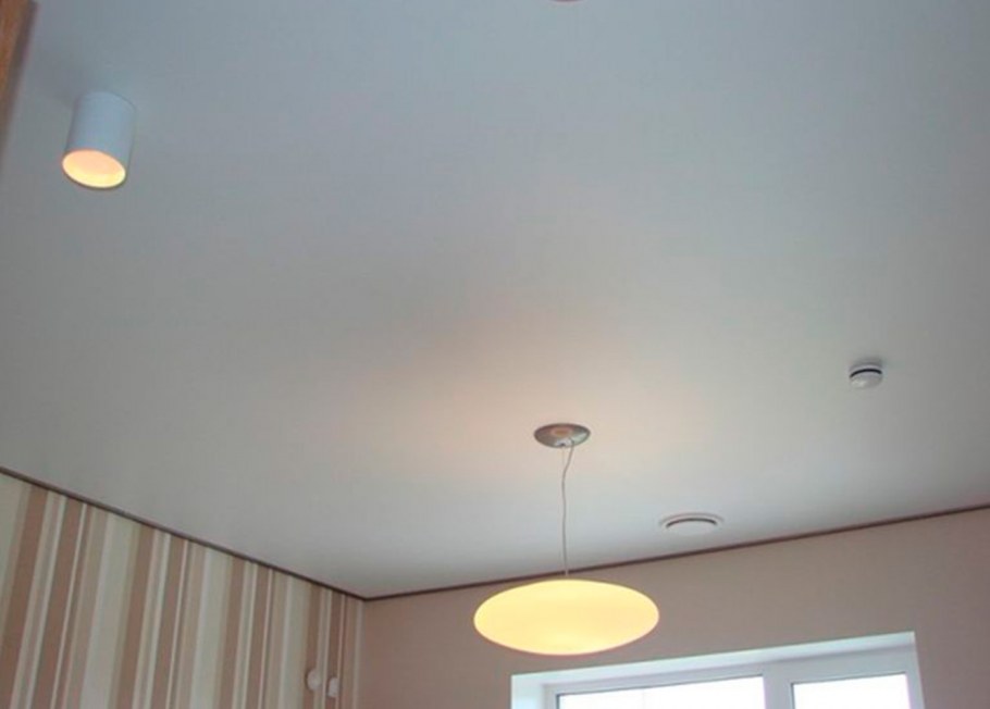 Сатиновый потолок s65