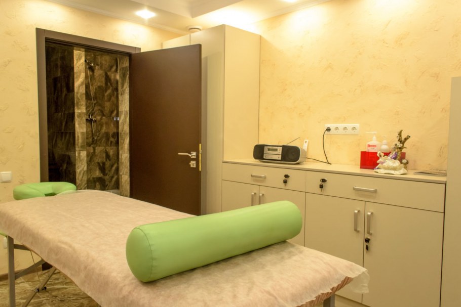 Массажный салон декор