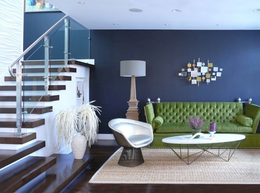 Геометрические фигуры на стене