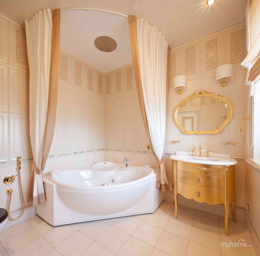 Угловая ванна в классическом стиле