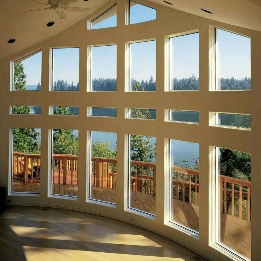 Красивый вид из окна