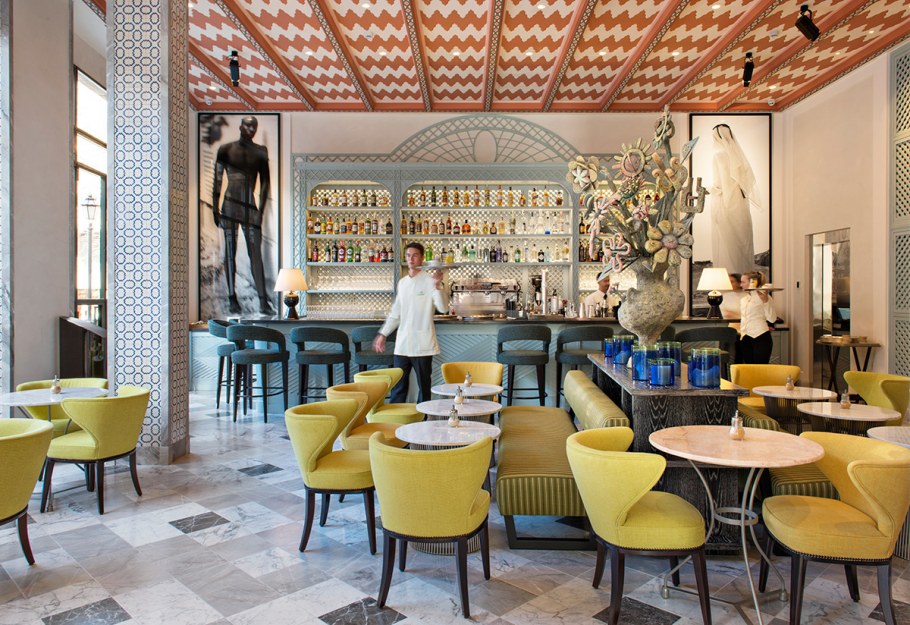 Офис в стиле Фенди