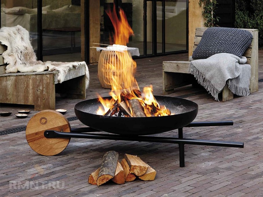 Кострище в стиле Шале