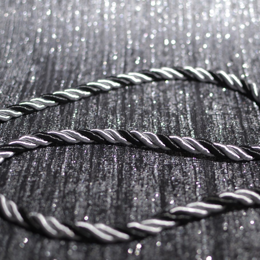 Декорирование обойных стыков