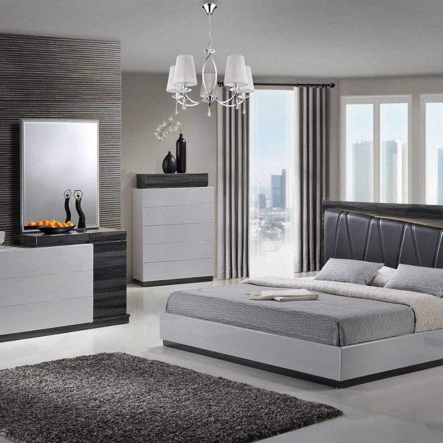 Спальный гарнитур Глосс белый глянец