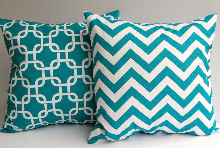 Подушка декоративная бирюзовая