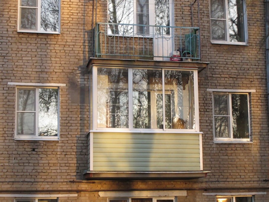 Балкон вид с улицы