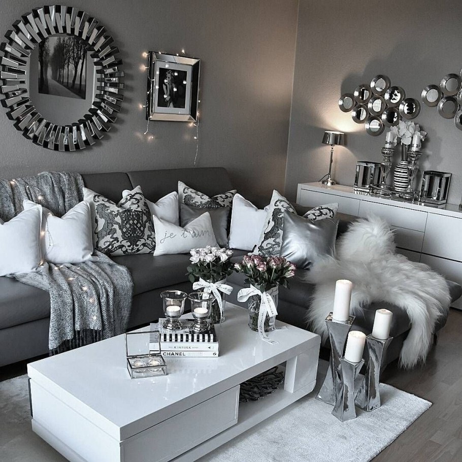 Luxury Silver 3d Damask