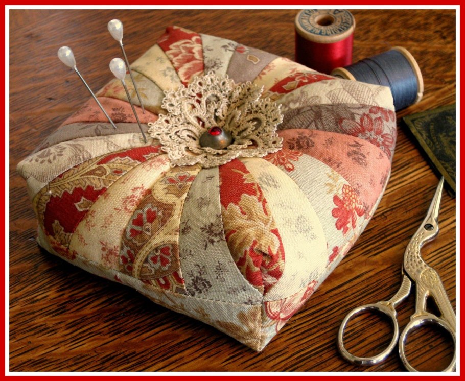 Игольница пэчворк