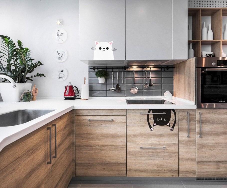 Кухня в серо бежевых тонах