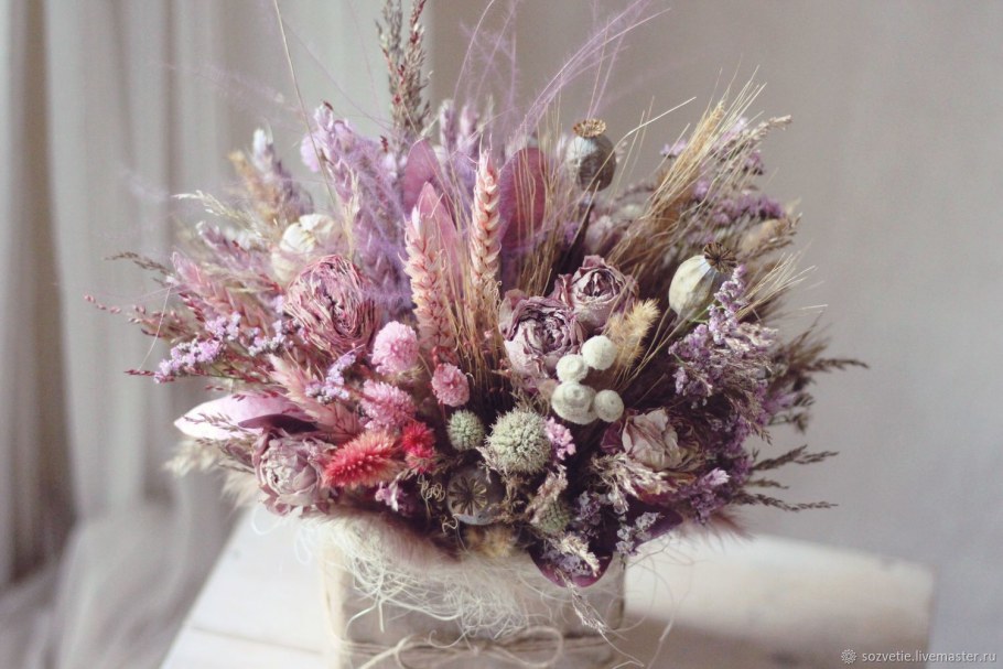 Новогодние букеты из сухоцветов