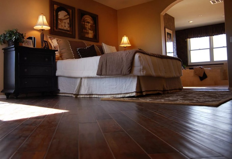 Паркет в школе