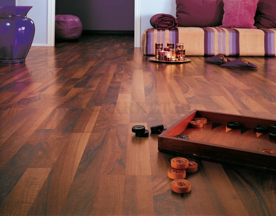 Ламинат Versale st8008 дуб Рич