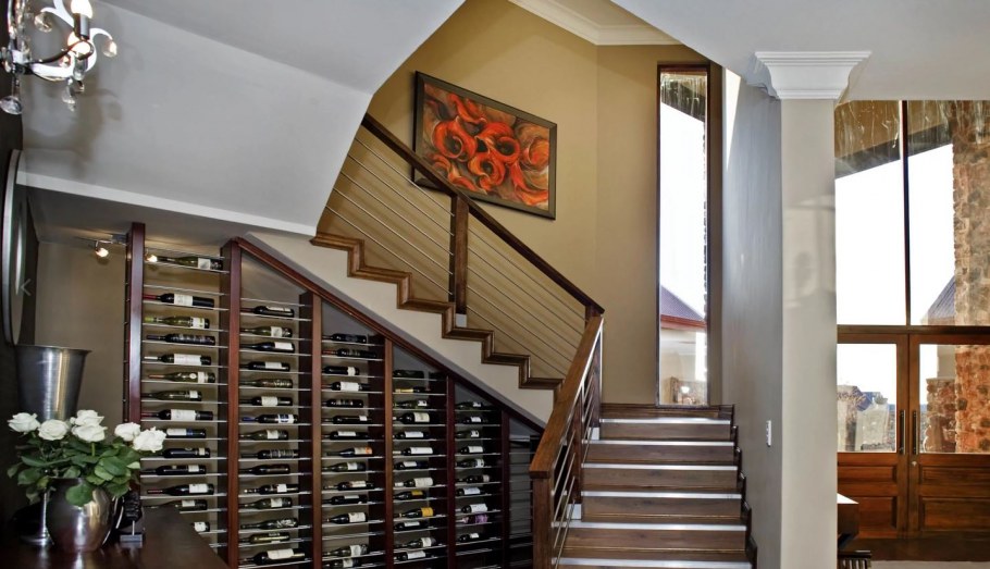 Лестница из сосны к-002м