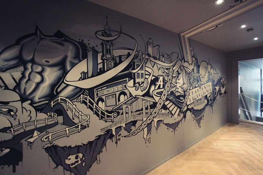 Креативные рисунки на стенах