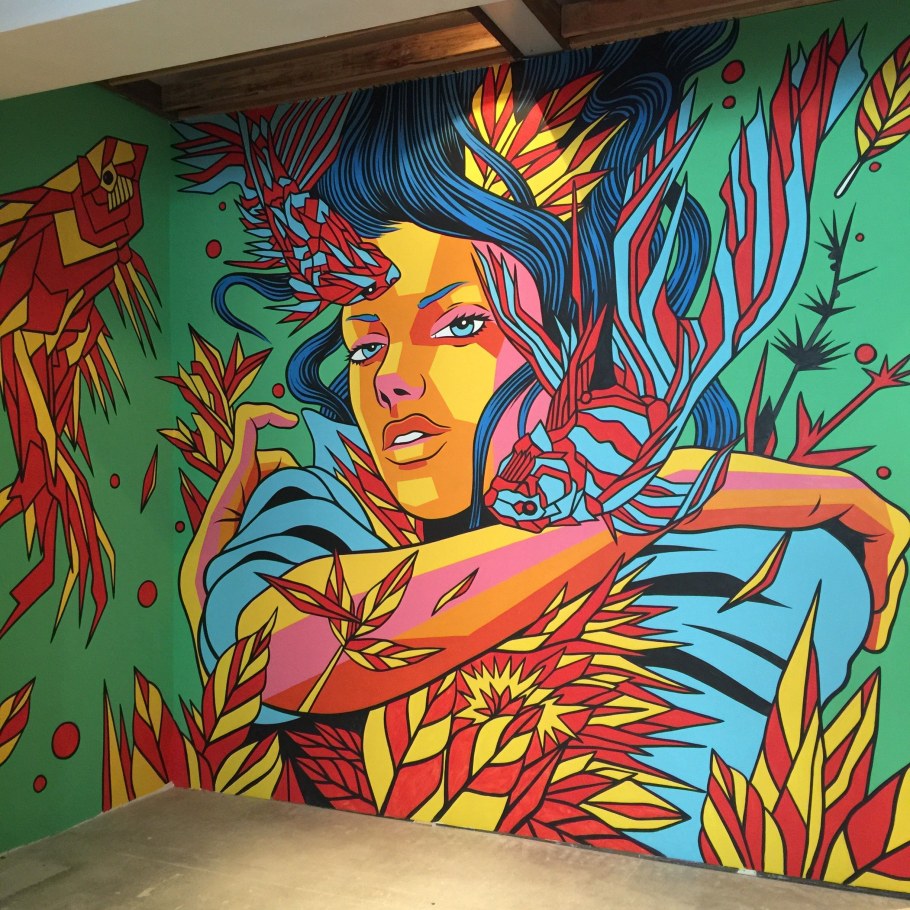 Роспись стен в современном стиле