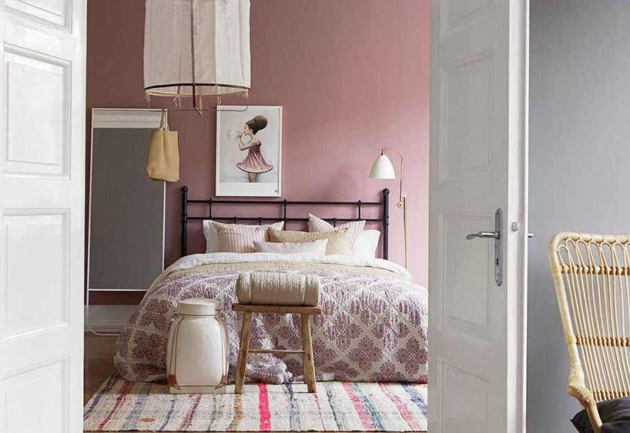 Спальня в пудровом цвете