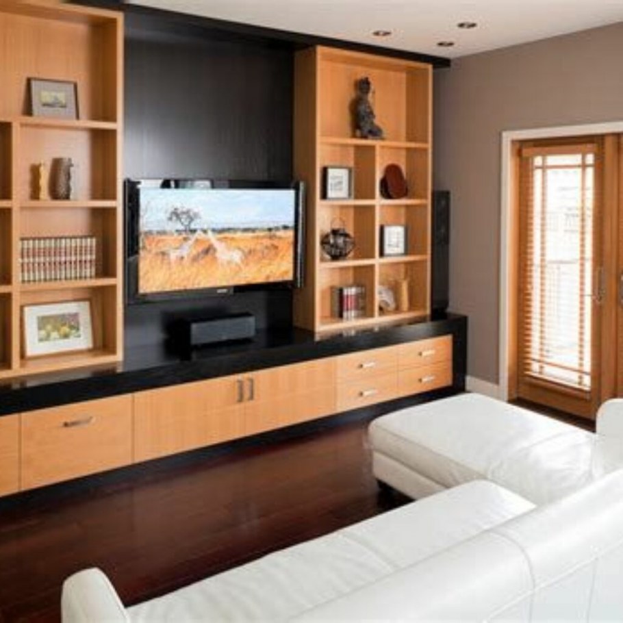 Обставить стенку в гостиной