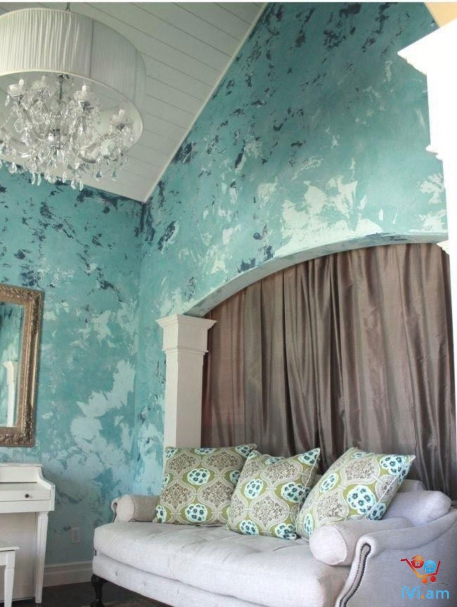 Бирюзовая декоративная штукатурка в интерьере