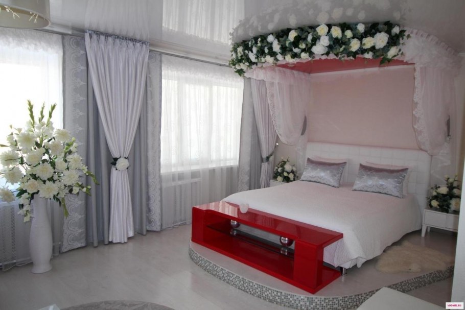 Интерьер в свадебный номер