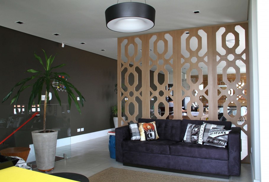 Подвесные перегородки для зонирования