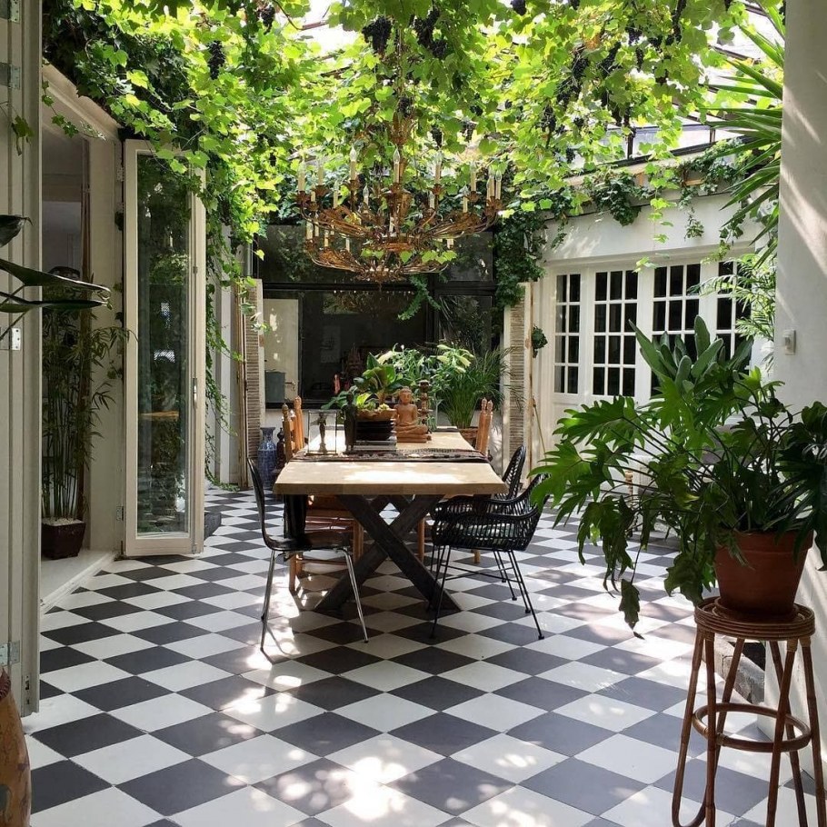 Патио внутренний дворик в Испании