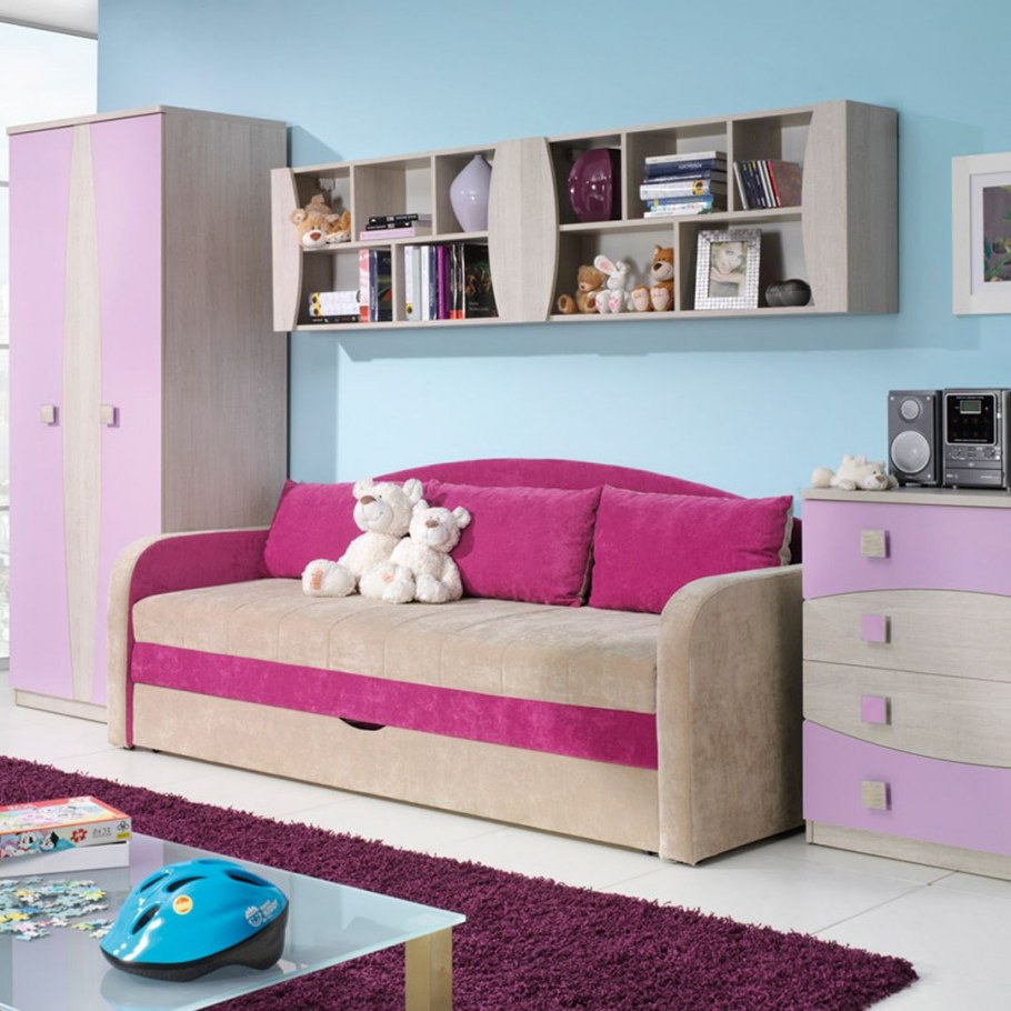 Диван в детскую комнату