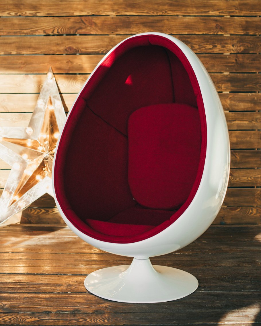 Кресло-капсула Egg Chair