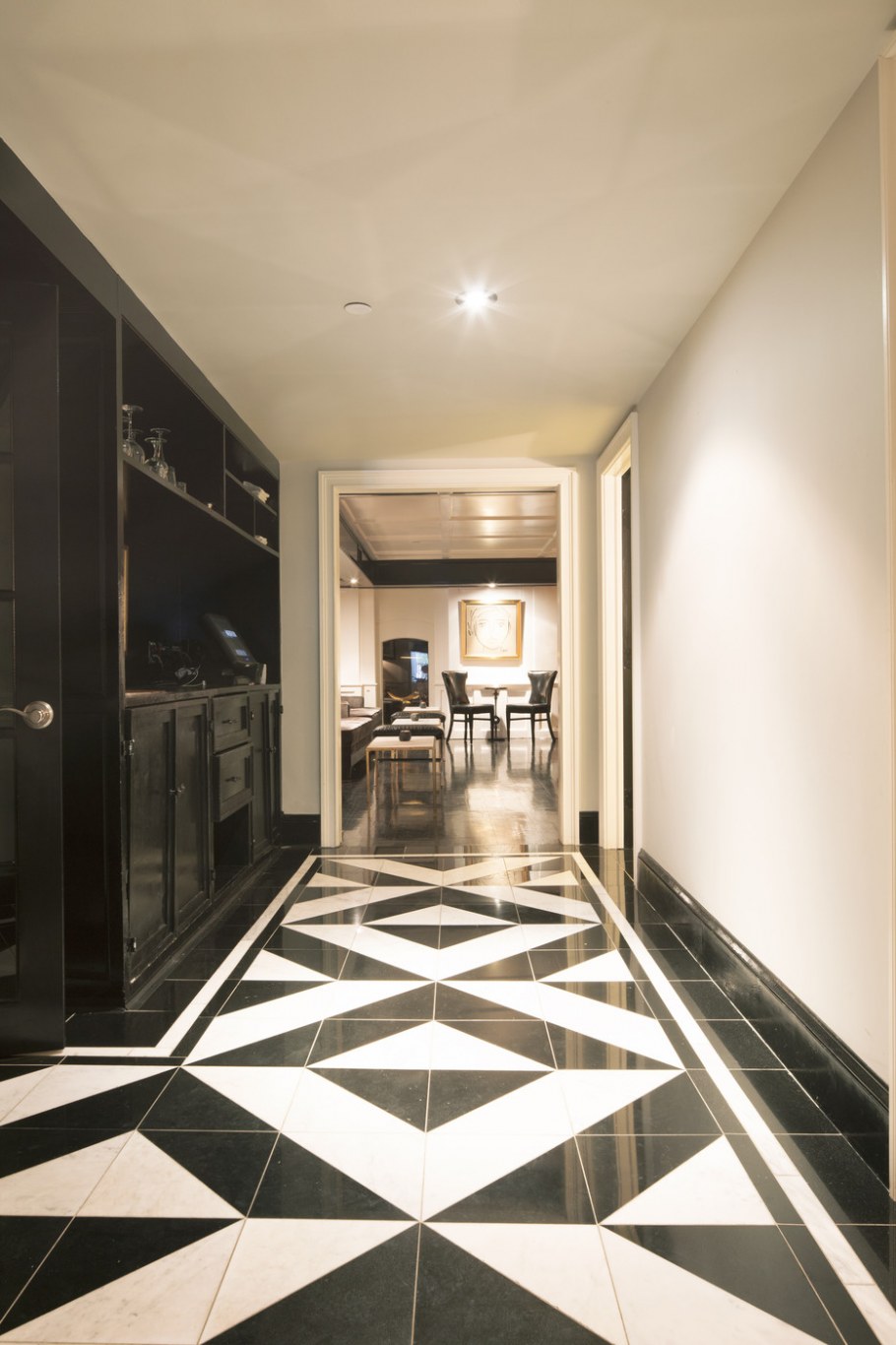 Напольная плитка для прихожей